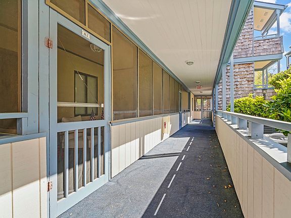 5th image of 250 Maison Dr. #H-2