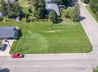 S Lincoln Ave, Owatonna, MN 55060