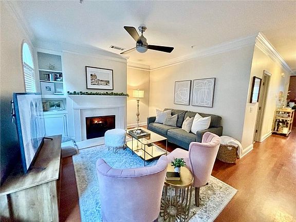 3rd image of 321 Perimeter Walk #321