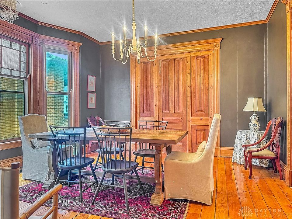 28th image of this home