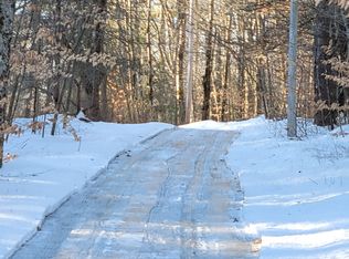 132 Mountain Rd, Raymond, ME 04071