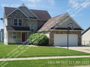 8858 Jacaranda Dr, Dimondale, MI 48821
