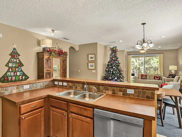 1808 Cross Pointe Way — Photo 6