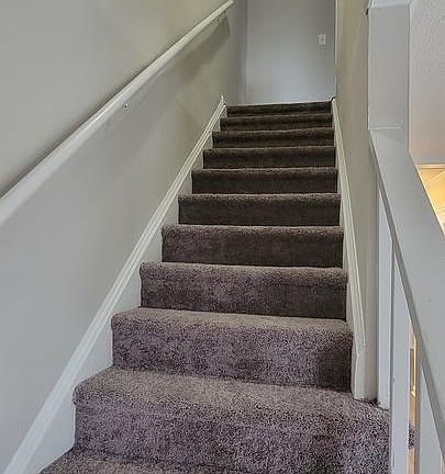 5th image of 10 Hayti Ln #1