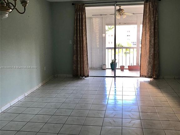 4th image of 2851 Leonard Dr APT J407
