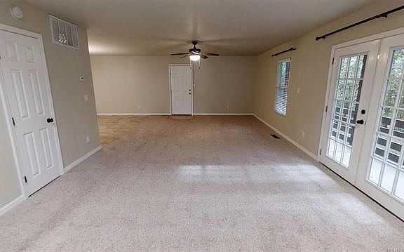 2nd image of 2405 Woodland Dr