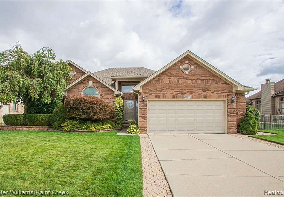 49270 Lehr Dr, MI 48044 Zillow