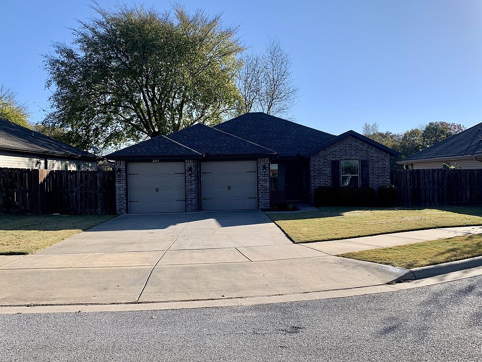 1st image of 2413 S 11th Pl