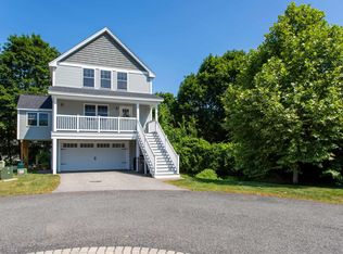 10 Charron Cir, Exeter, NH 03833