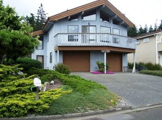 5702 Sugarloaf St, Anacortes, WA 98221