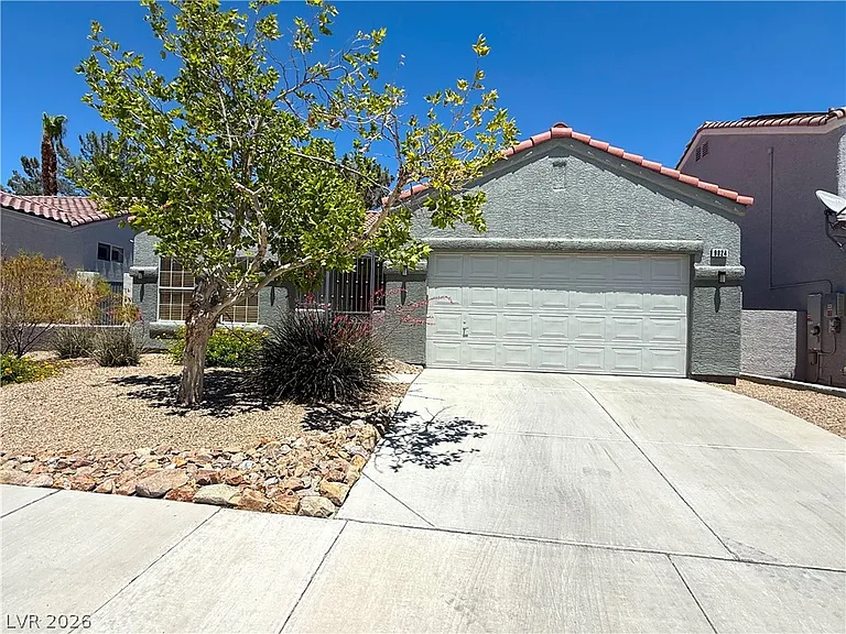 9824 Garamound Ave — Photo 2