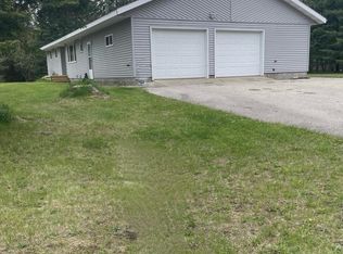 4815 N Southside Rd, Manistique, MI 49854