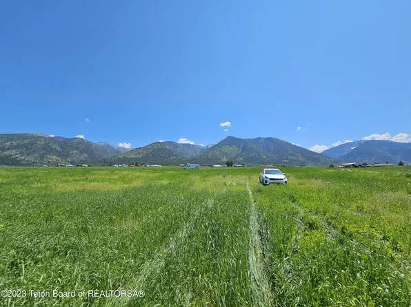 Estate 6 N Loulie Ln, Bedford, WY 83112