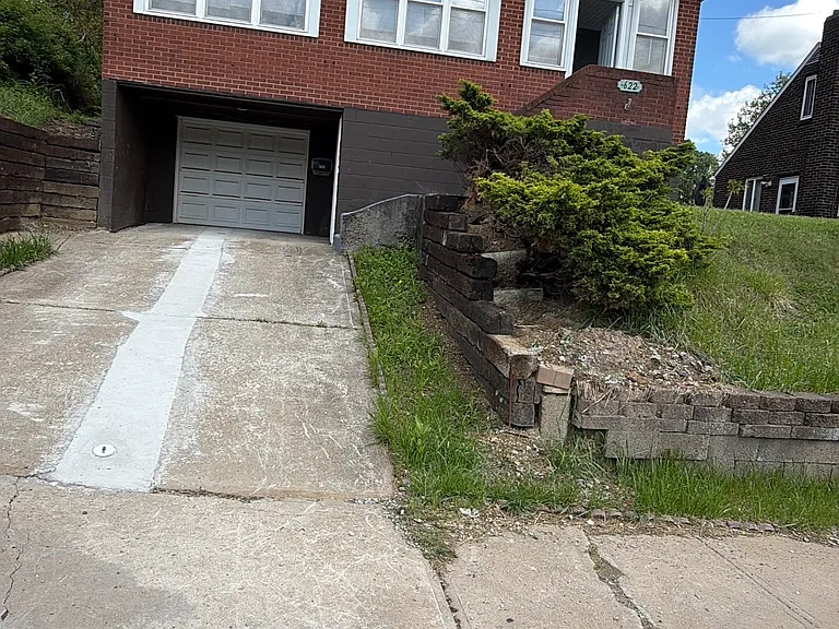 622 E Pittsburgh McKeesport Blvd — Photo 1