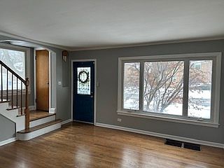 2nd image of 9562 S Bensley Ave