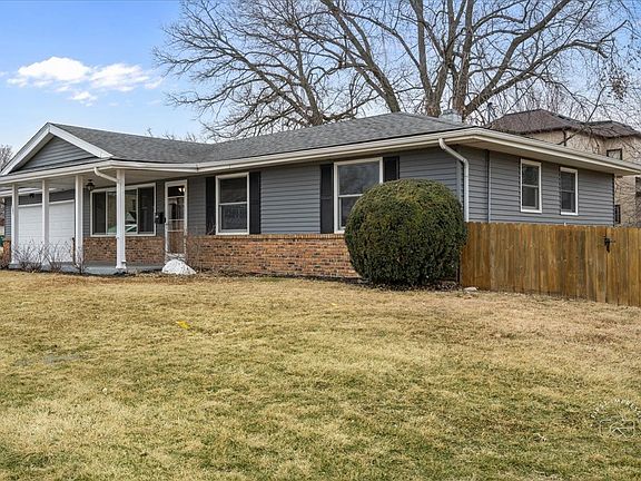 2nd image of 103 Main St