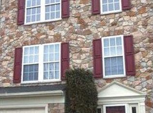 4039 Clubhouse Ct, Center Valley, PA 18034