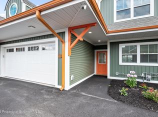 13 Dunbar Way, Old Forge, PA 18518
