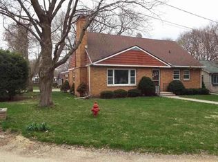 308 Walnut St, Prophetstown, IL 61277