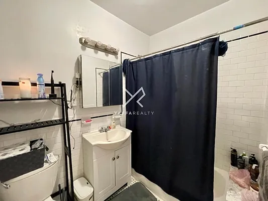 Rented by Yaffa Realty LLC | media 12