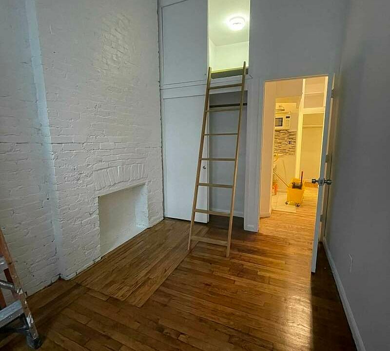 1st image of 102 E 30th St #2R