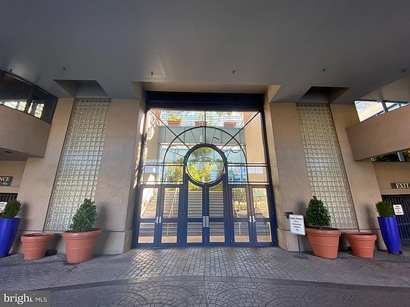 2nd image of 7 N Columbus Blvd APT 129
