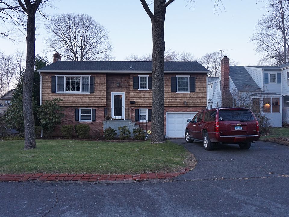 7 Ridgewood Road