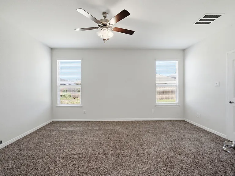 1113 Twin Brooks Ln — Photo 16