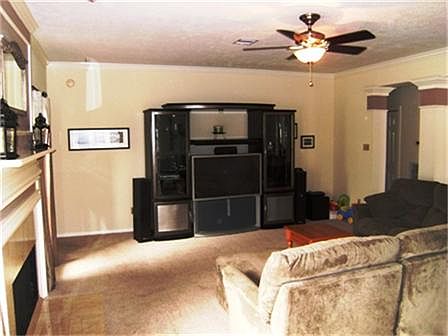 4th image of 14814 Elk Hill Ct