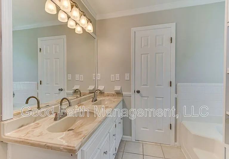 612 Fieldstone Way — Photo 25