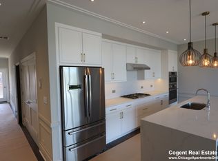 2409 W Berenice Ave #3, Chicago, IL 60618