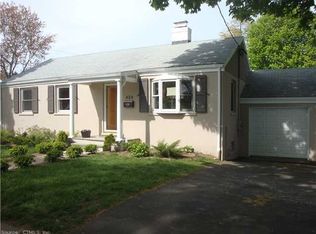828 Buckingham Ave, Milford, CT 06460