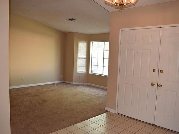 3rd image of 12381 Mammoth Dr
