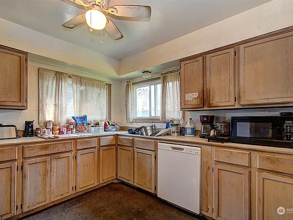 5th image of 6813 NE 139th Avenue