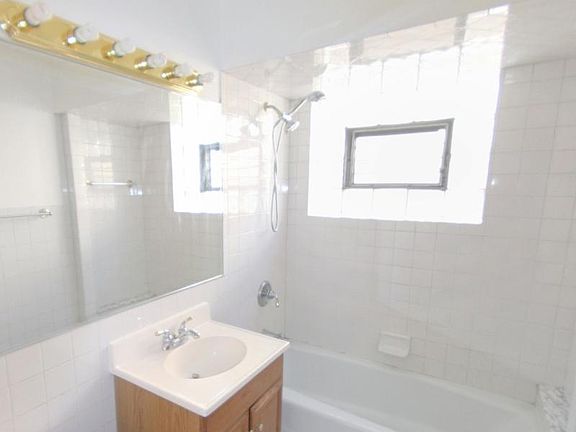4th image of 1140 Ferdinand Ave APT 5