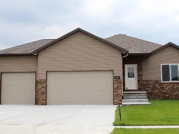 9341 Colby St, Lincoln, NE 68505