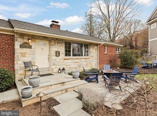 2505 N Granada St, Arlington, VA 22207