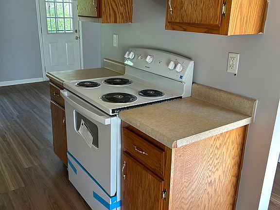 4th image of 5235 Bucksport Ln
