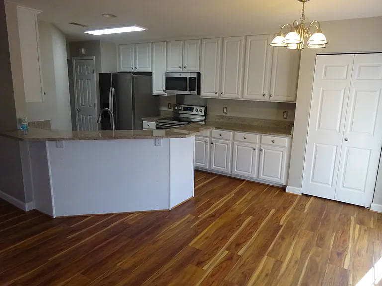 1713 Liberty Pike — Photo 8