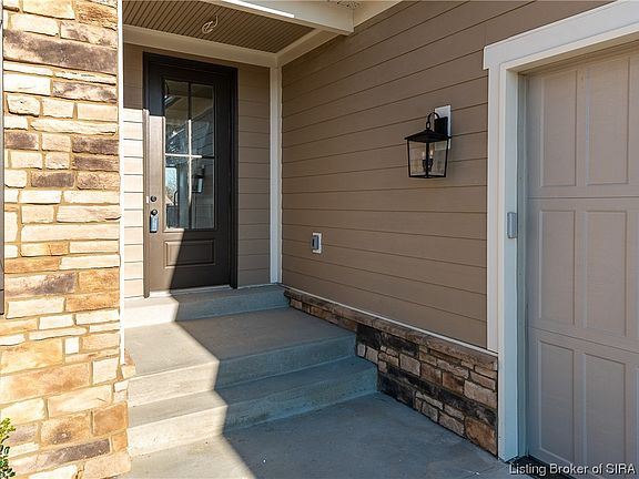 4th image of 1702 Greenbrier Pointe Lot 319