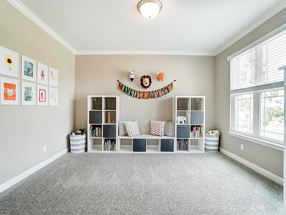 3rd image of 755 Griffin Ln