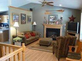 2313 Hoyem Ln, Eau Claire, WI 54703