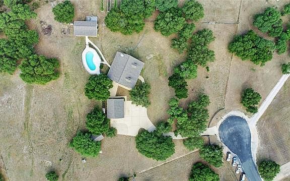 4th image of 519 Spring Creek Dr