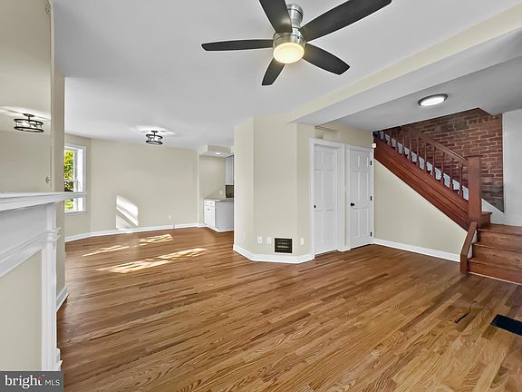 5th image of 1601 Woodlawn Ave
