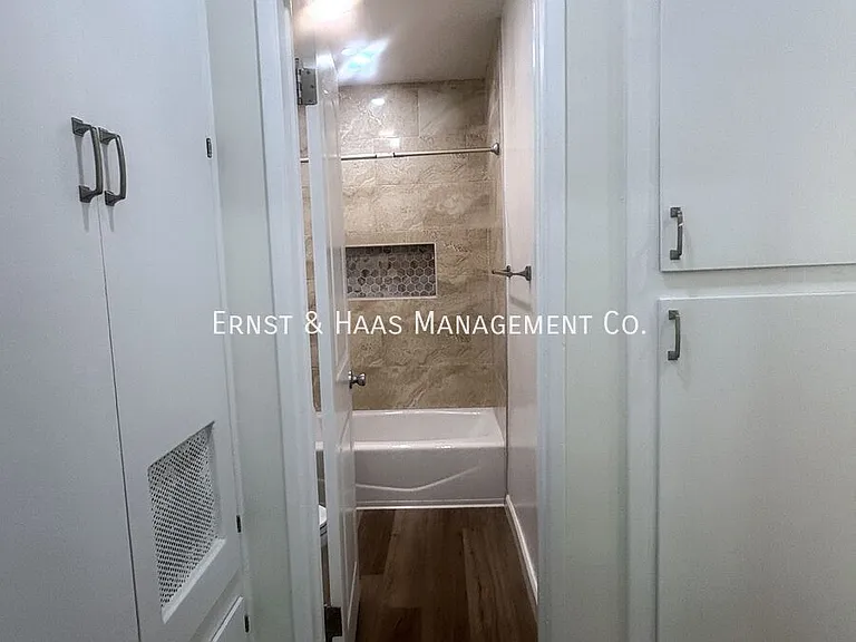 1615 Rose Ave #6 — Photo 10