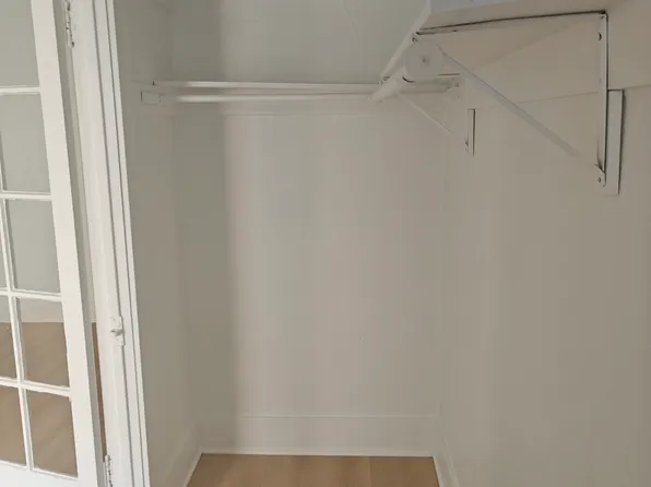 1234 E 3rd St APT 9, Long Beach, CA 90802