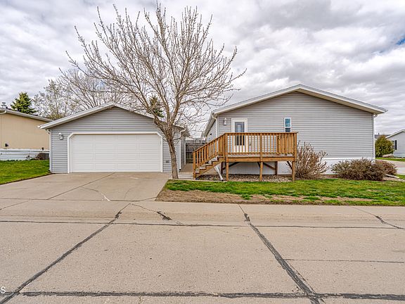 2nd image of 4634 Gates Dr