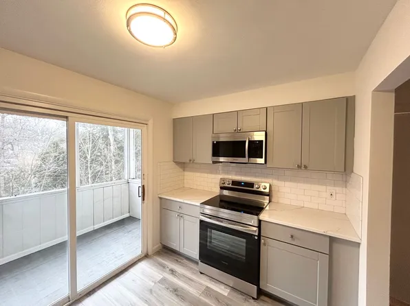 14 Arbor Hill Drive, 12-14 Arbor Hill Dr, Pleasant Valley, NY 12569