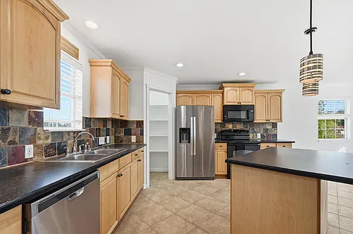 633 Rose Garden Dr #2 Photo 1
