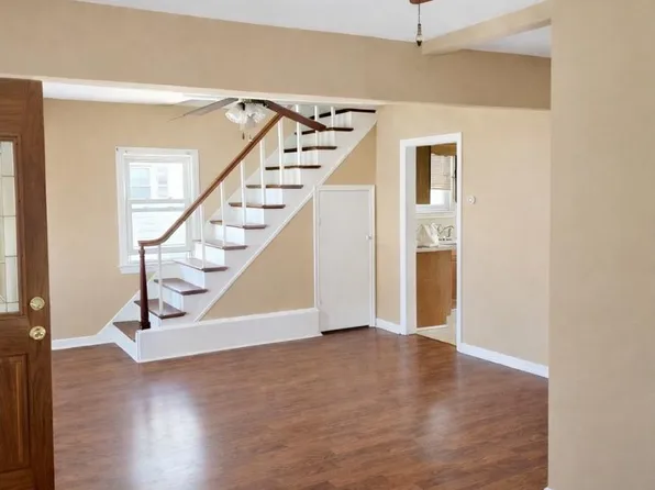 374 Manor Ave, Carneys Pt, NJ 08069